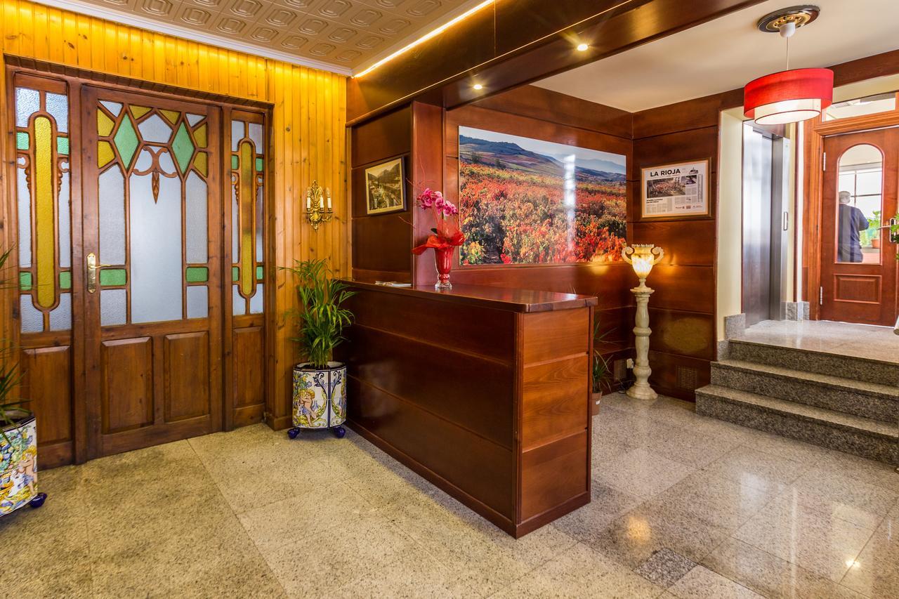 Hotel Parras Arnedillo Exterior photo